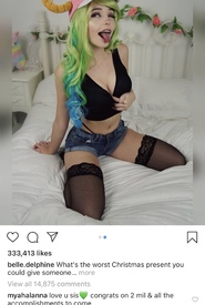 Skinny Teen pussy tease and cum on panties.