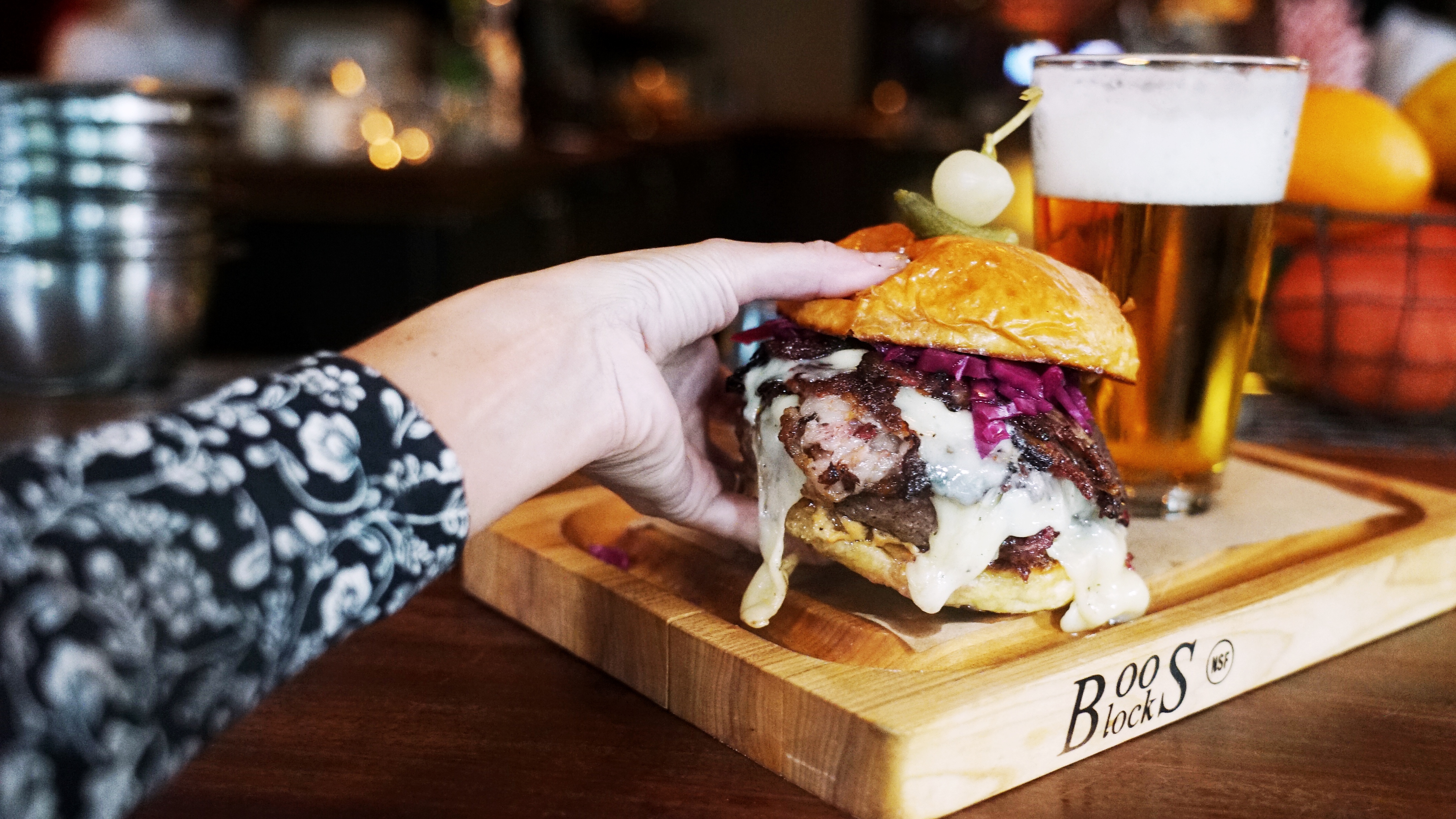 Betta reccomend restaurants bacon crunch burger review