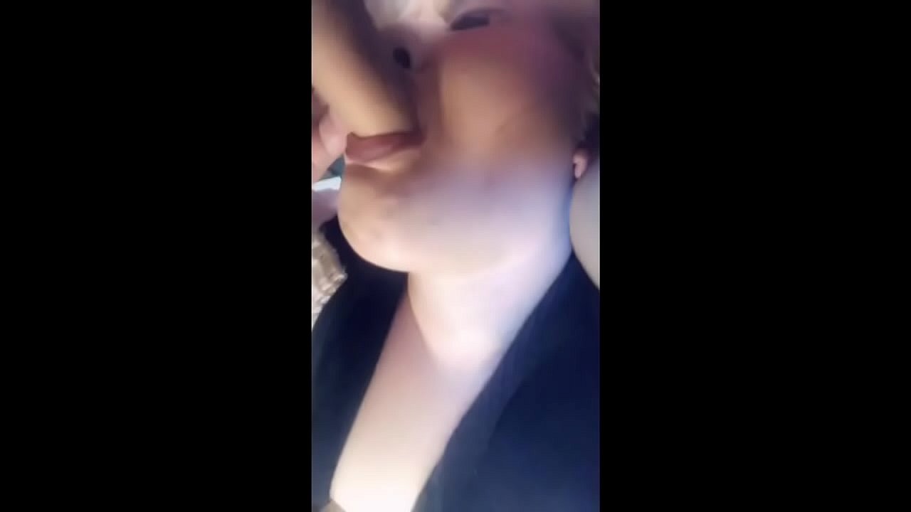 Toothless hooker blowjob gumming dick