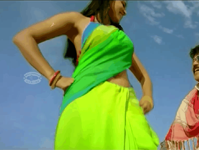 Telugu slut deepika showing huge tits