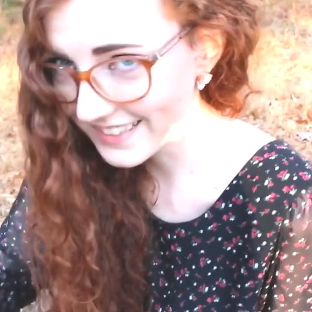 Vams reccomend tidecallernami redhead girlfriend with glasses